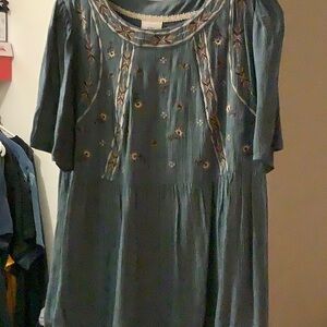 Knox Rose Gray Blue Embroidered Blouse